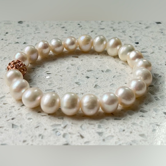 Freshwater Pearl & Rose Gold Colored Crystal Bead Bracelet NWOT - Picture 5 of 10